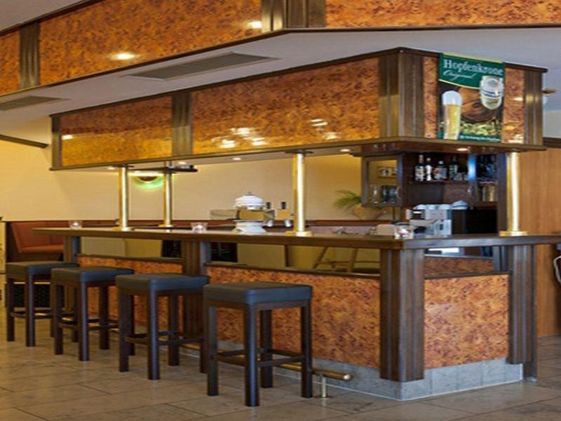 Achat Hotel Τσβικάου Εξωτερικό φωτογραφία