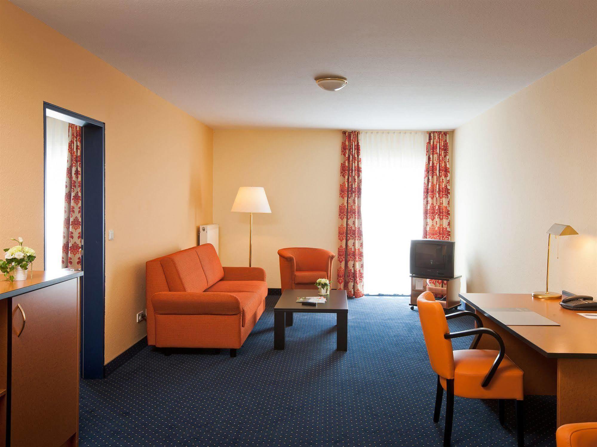Achat Hotel Τσβικάου Εξωτερικό φωτογραφία