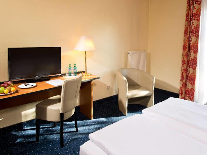 Achat Hotel Τσβικάου Εξωτερικό φωτογραφία